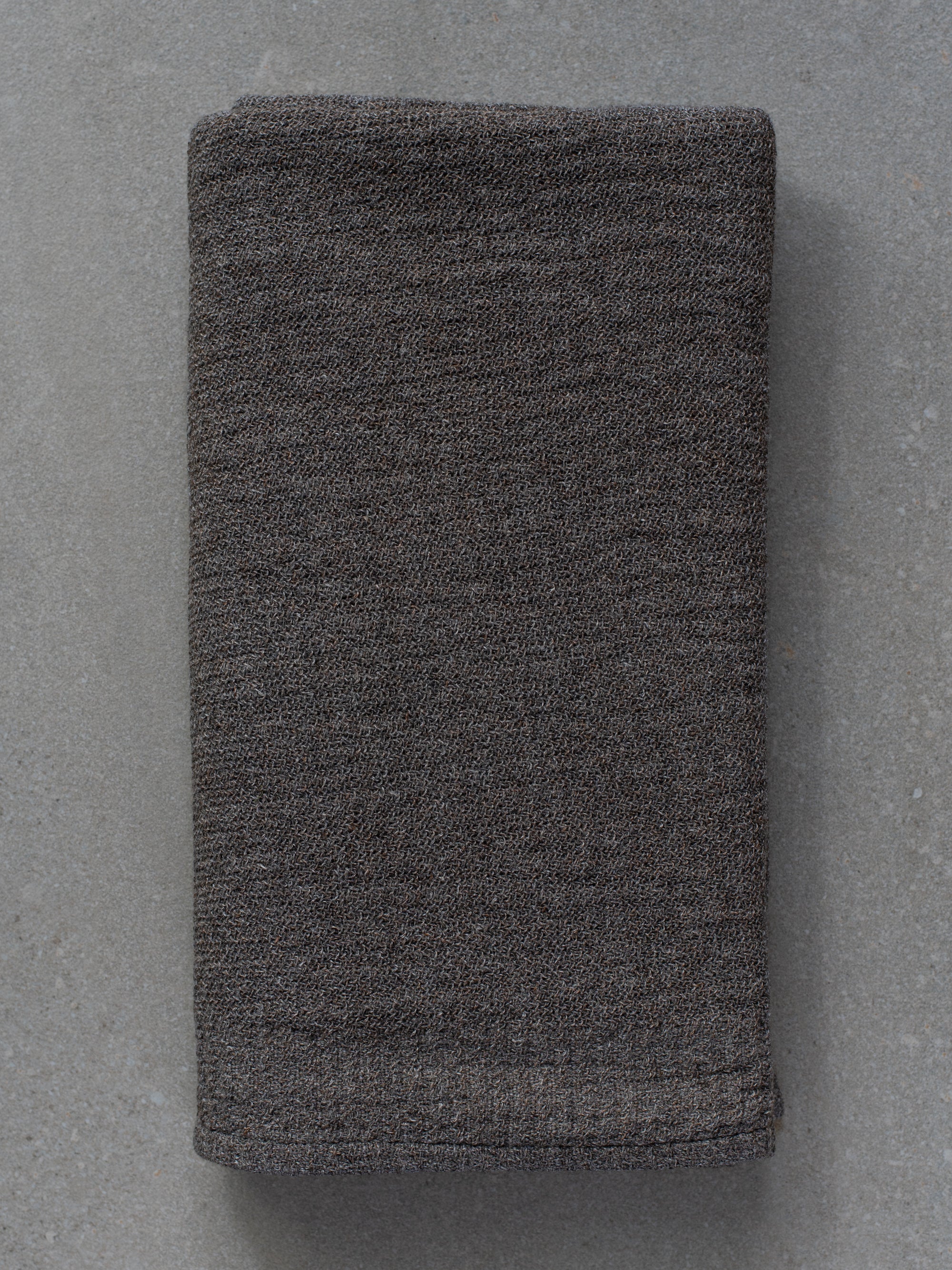 http://www.mujostore.com/cdn/shop/files/mujo-store-kontex-lana-towel-brown.jpg?v=1686530951