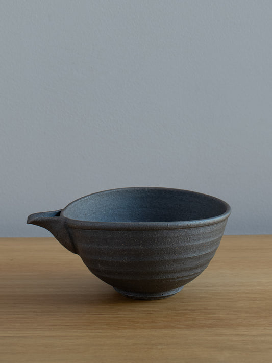 Dark Clay Katakuchi Bowl