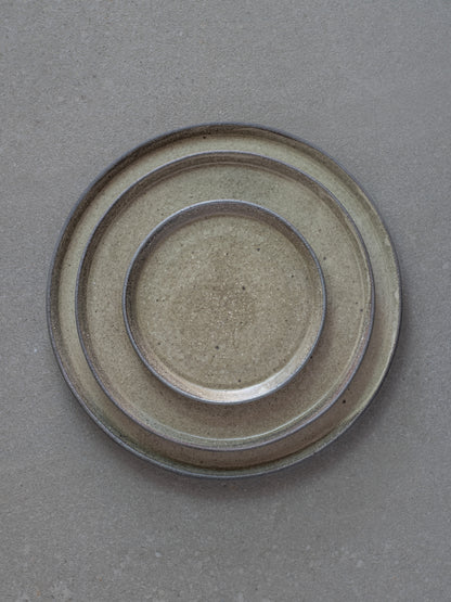 Iraka Plate - Medium