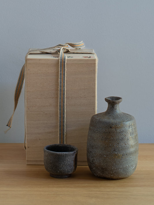 Bizen Ware Sake Gift Set