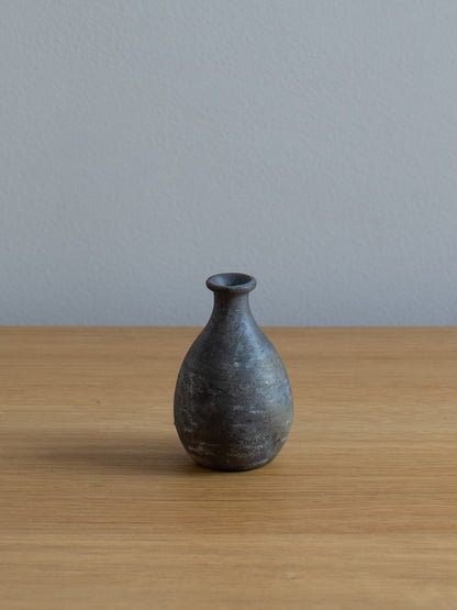 Antique Bizen Ware Mini Vase 3