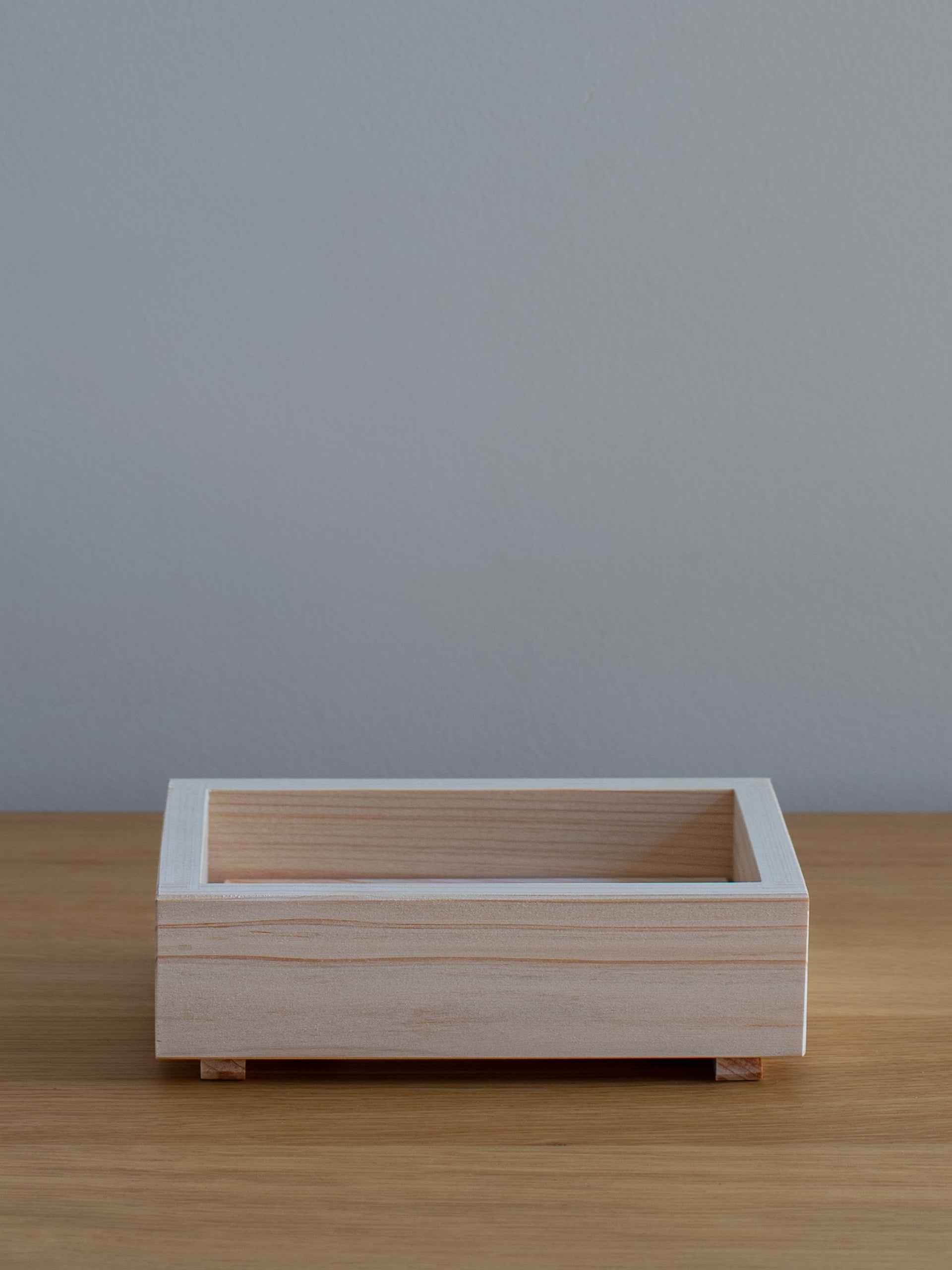 https://www.mujostore.com/cdn/shop/files/mujo-store-hinoki-cypress-soap-dish.jpg?v=1692708363&width=1920