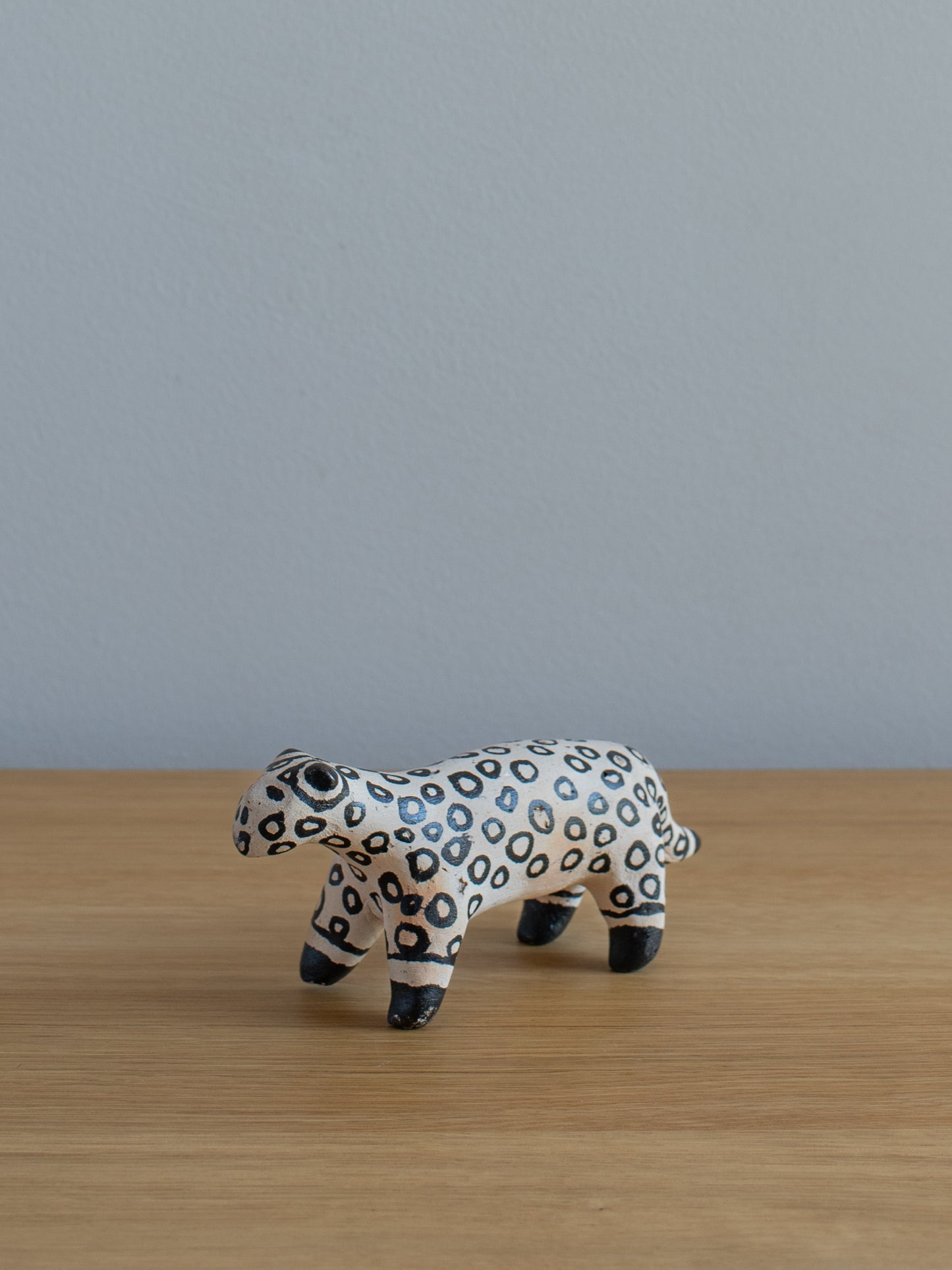 Karajá Ceramic Sculpture - Jaguar