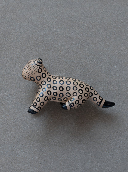 Karajá Ceramic Sculpture - Jaguar II