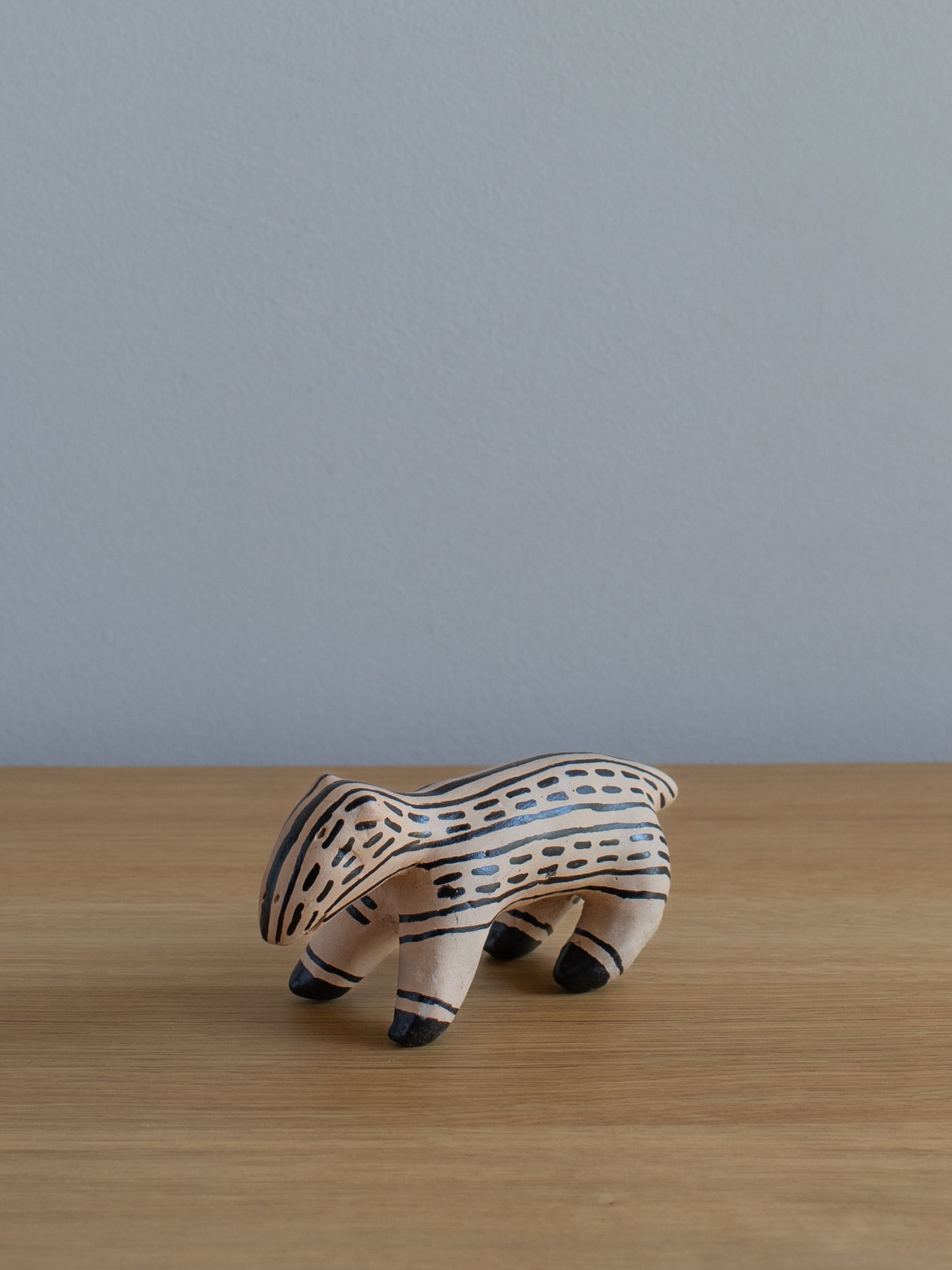 Karajá Ceramic Sculpture - Medium Tapir